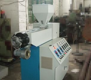 China Schrauben-Durchmesser der PVC-Wasserbad-Methoden-Blasfolie-Verdrängungs-Maschinen-φ45mm distributeur
